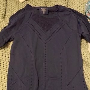 athleta long sleeve shirt